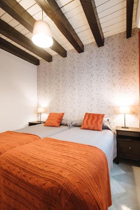 Apartment Ad2b Apartment, 300m From Cathedral With 2br Seville